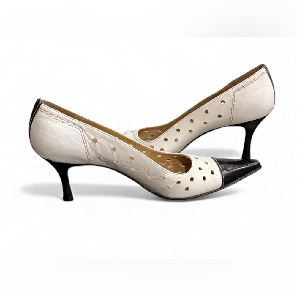 Stuart Weitzman Black and white perforated leather Heels size 9